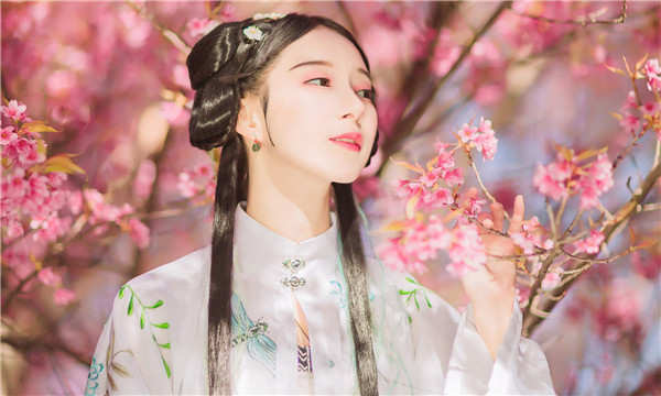 轮台供卵试管婴儿：助您实现家庭梦想的科学方案